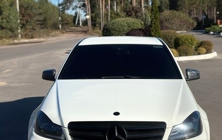 Mercedes-Benz C-Класс, 2012 год, 1 450 000 рублей, 15 фотография