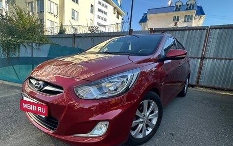 Hyundai Solaris II рестайлинг, 2011 год, 890 000 рублей, 4 фотография