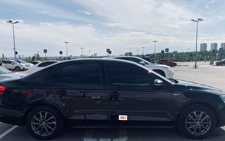 Volkswagen Jetta VI, 2013 год, 950 000 рублей, 7 фотография