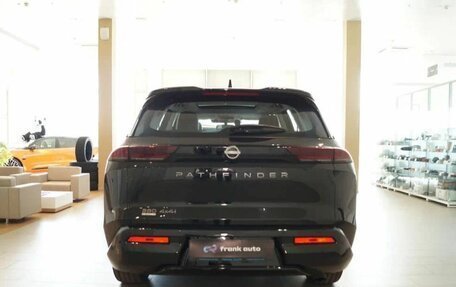 Nissan Pathfinder, 2024 год, 5 200 000 рублей, 4 фотография