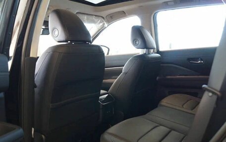 Nissan Pathfinder, 2024 год, 5 200 000 рублей, 18 фотография