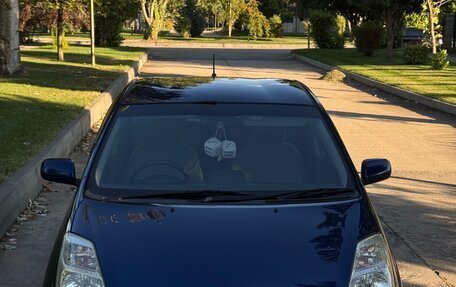 Toyota Prius, 2006 год, 700 000 рублей, 3 фотография