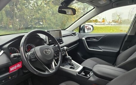 Toyota RAV4, 2020 год, 3 699 000 рублей, 7 фотография