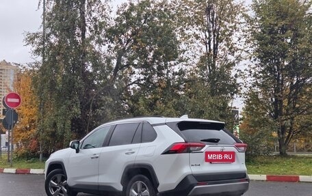 Toyota RAV4, 2020 год, 3 699 000 рублей, 4 фотография