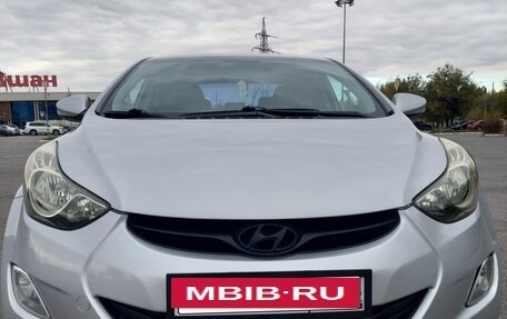 Hyundai Elantra V, 2013 год, 1 030 000 рублей, 2 фотография