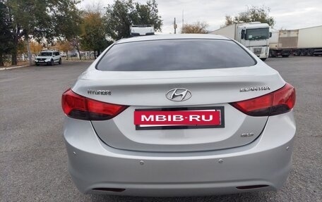 Hyundai Elantra V, 2013 год, 1 030 000 рублей, 6 фотография