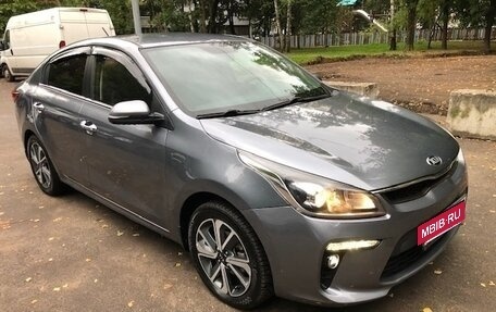 KIA Rio IV, 2017 год, 990 000 рублей, 3 фотография