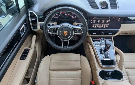 Porsche Cayenne III, 2022 год, 7 045 000 рублей, 2 фотография