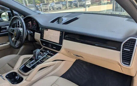Porsche Cayenne III, 2022 год, 7 045 000 рублей, 6 фотография