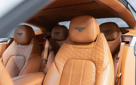 Bentley Continental GT, 2025 год, 46 990 000 рублей, 15 фотография
