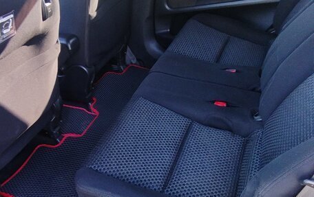 Honda Stream I рестайлинг, 2004 год, 650 000 рублей, 3 фотография