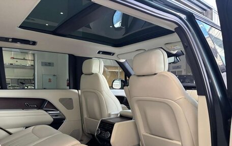 Land Rover Range Rover IV рестайлинг, 2022 год, 10 080 000 рублей, 19 фотография