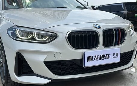 BMW 1 серия, 2022 год, 1 390 000 рублей, 3 фотография