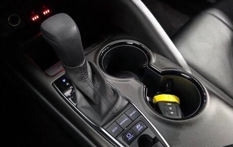 Toyota Camry, 2022 год, 2 250 555 рублей, 12 фотография