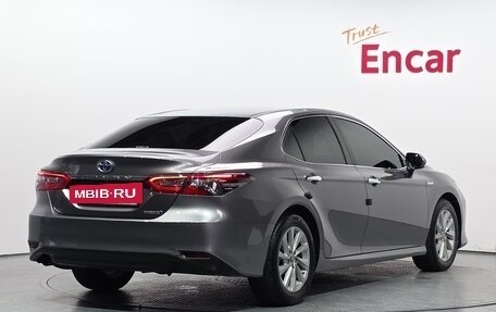 Toyota Camry, 2022 год, 2 250 555 рублей, 4 фотография