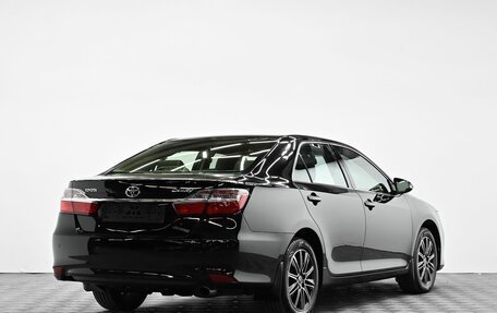 Toyota Camry, 2017 год, 1 655 000 рублей, 4 фотография