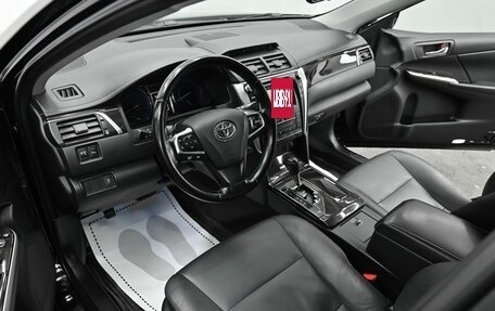 Toyota Camry, 2017 год, 1 655 000 рублей, 8 фотография