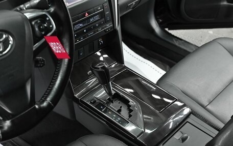 Toyota Camry, 2017 год, 1 655 000 рублей, 12 фотография