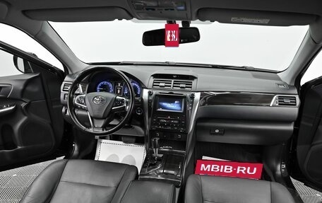 Toyota Camry, 2017 год, 1 655 000 рублей, 14 фотография