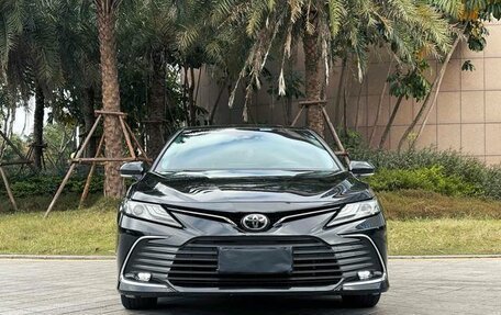 Toyota Camry, 2021 год, 2 320 000 рублей, 2 фотография