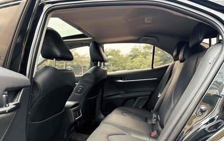 Toyota Camry, 2021 год, 2 320 000 рублей, 10 фотография
