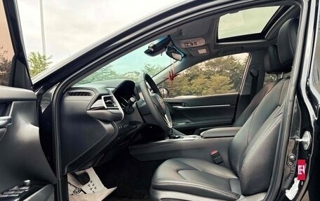 Toyota Camry, 2021 год, 2 320 000 рублей, 9 фотография