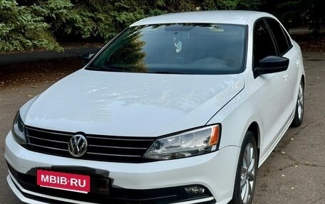 Volkswagen Jetta VI, 2015 год, 1 350 000 рублей, 1 фотография