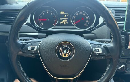 Volkswagen Jetta VI, 2015 год, 1 350 000 рублей, 14 фотография