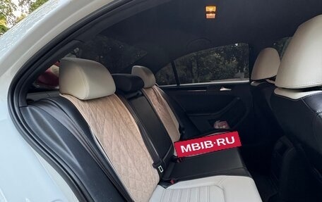 Volkswagen Jetta VI, 2015 год, 1 350 000 рублей, 8 фотография