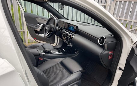 Mercedes-Benz A-Класс, 2020 год, 2 450 000 рублей, 11 фотография