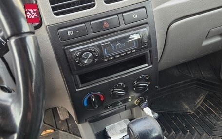 KIA Rio II, 2004 год, 185 000 рублей, 6 фотография