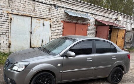 KIA Rio II, 2011 год, 420 000 рублей, 2 фотография