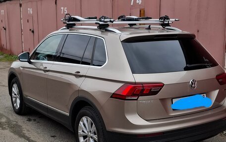Volkswagen Tiguan II, 2018 год, 2 300 000 рублей, 9 фотография