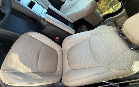 Toyota Sienna, 2021 год, 4 850 000 рублей, 19 фотография
