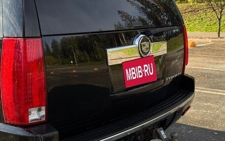 Cadillac Escalade III, 2008 год, 1 850 000 рублей, 23 фотография