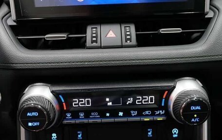 Toyota RAV4, 2022 год, 2 450 000 рублей, 10 фотография