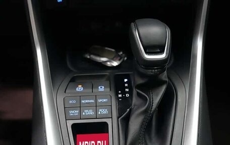 Toyota RAV4, 2022 год, 2 450 000 рублей, 8 фотография