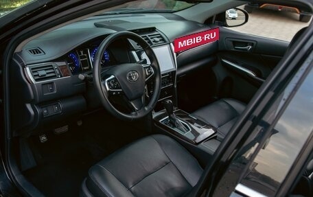 Toyota Camry, 2017 год, 1 695 000 рублей, 13 фотография