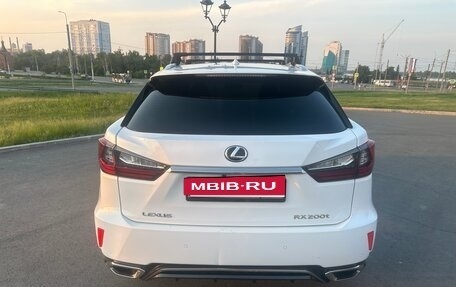 Lexus RX IV рестайлинг, 2017 год, 4 550 000 рублей, 4 фотография