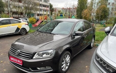 Volkswagen Passat B7, 2011 год, 1 000 000 рублей, 1 фотография
