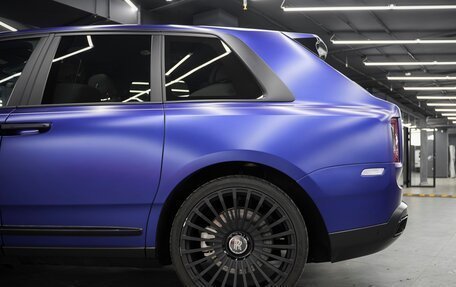 Rolls-Royce Cullinan, 2019 год, 29 000 000 рублей, 6 фотография