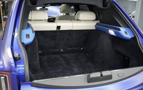 Rolls-Royce Cullinan, 2019 год, 29 000 000 рублей, 5 фотография