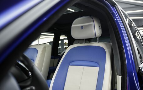 Rolls-Royce Cullinan, 2019 год, 29 000 000 рублей, 11 фотография