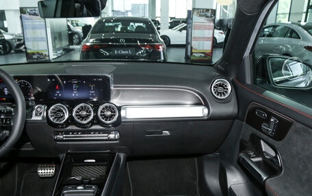 Mercedes-Benz GLB AMG, 2025 год, 6 903 975 рублей, 14 фотография