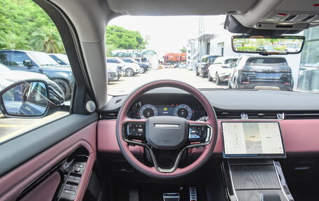 Land Rover Range Rover Evoque II, 2025 год, 5 256 130 рублей, 13 фотография