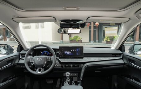 Toyota Camry, 2025 год, 3 793 120 рублей, 12 фотография
