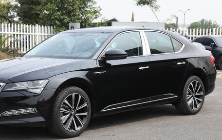 Skoda Superb III рестайлинг, 2025 год, 3 592 962 рублей, 10 фотография