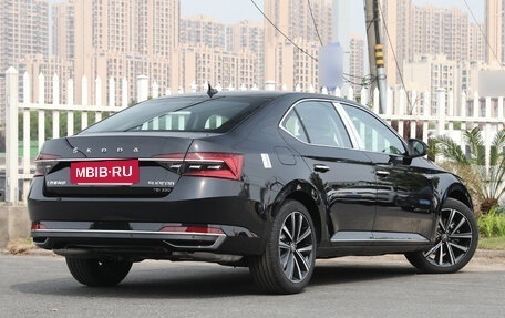 Skoda Superb III рестайлинг, 2025 год, 3 592 962 рублей, 6 фотография