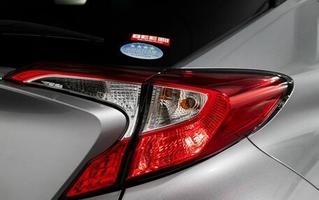 Toyota C-HR I рестайлинг, 2020 год, 2 055 000 рублей, 22 фотография