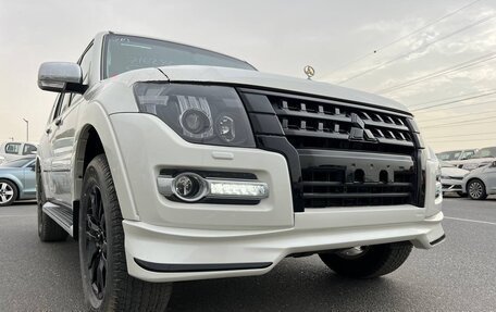 Mitsubishi Pajero IV, 2019 год, 2 700 000 рублей, 12 фотография